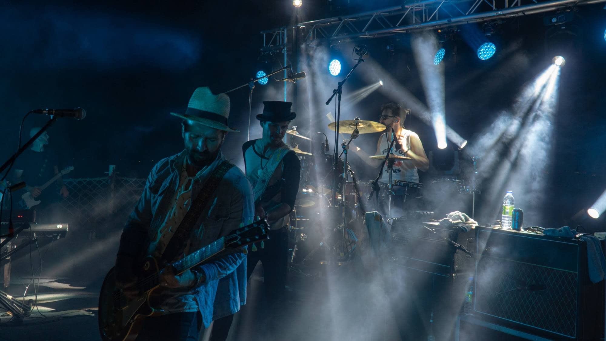 Alquiler de equipos de sonido premium para eventos en Chiclana